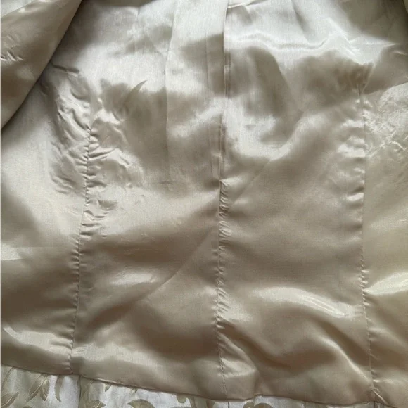 JS Collections 8P Gold Beaded Jacket! Button down , fitted ! High end l… - Picture 13 of 14